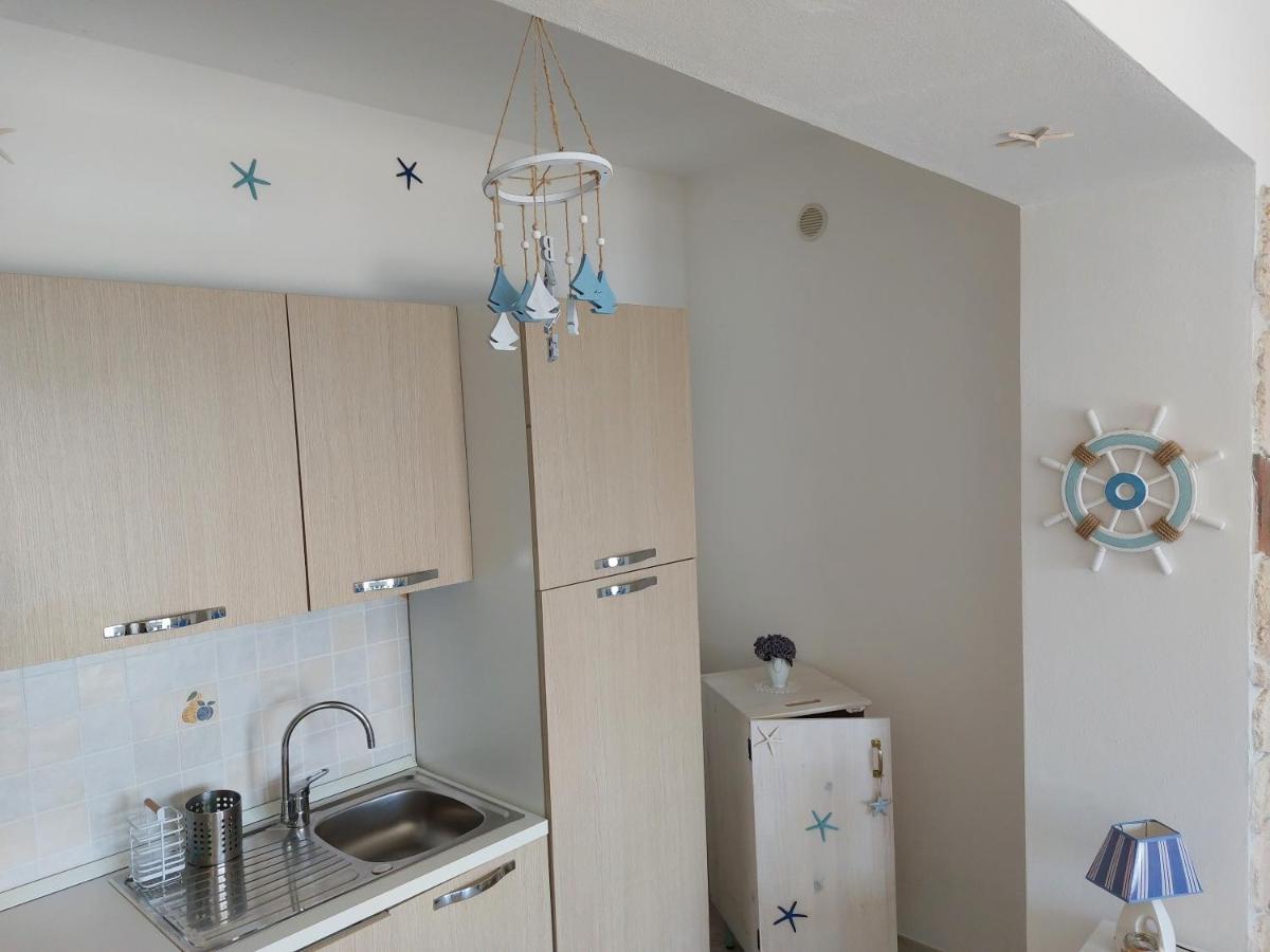 Ferienwohnung Una Finestra Sul Mare Monolocale Bergeggi Exterior foto