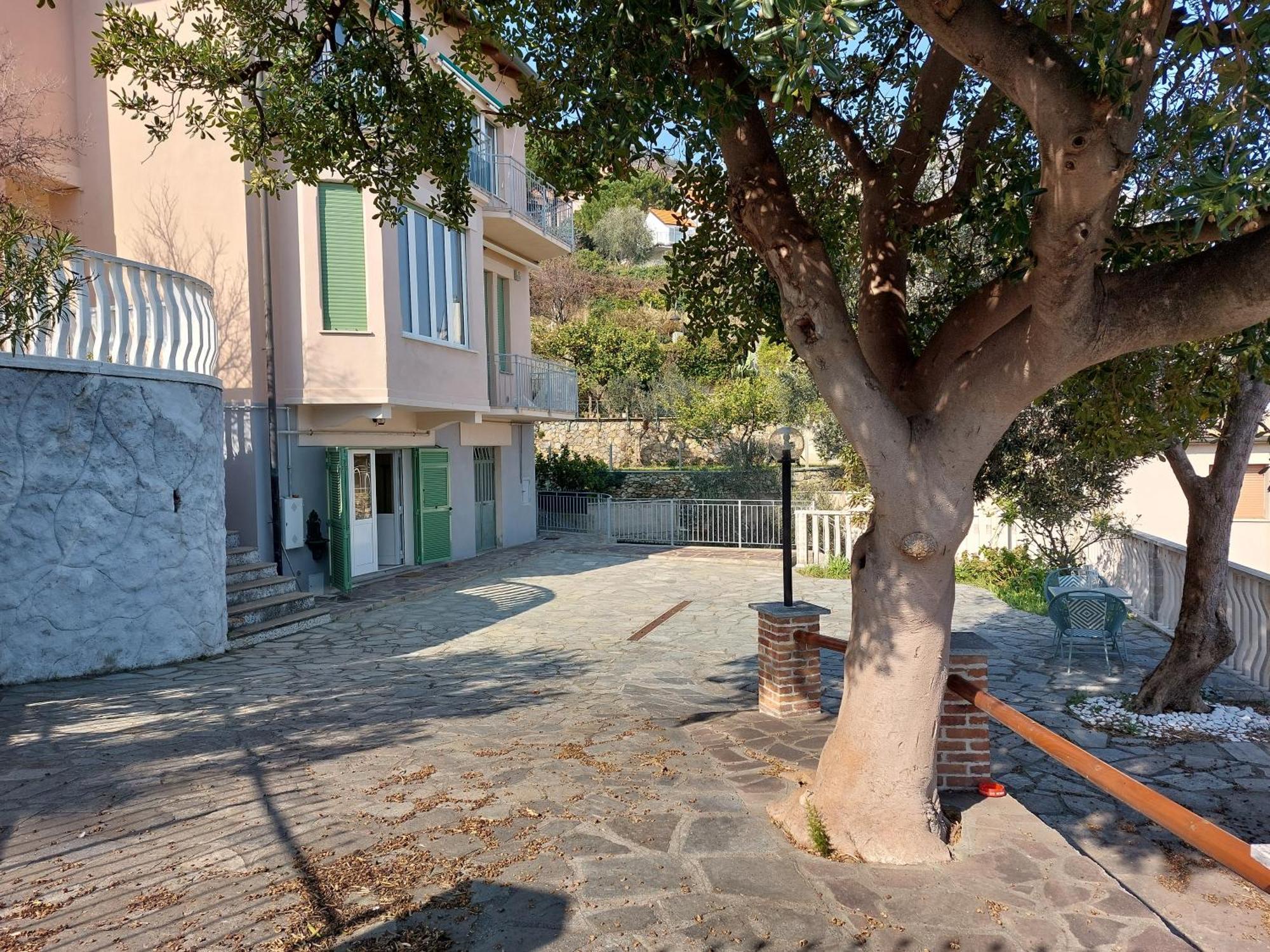 Ferienwohnung Una Finestra Sul Mare Monolocale Bergeggi Exterior foto