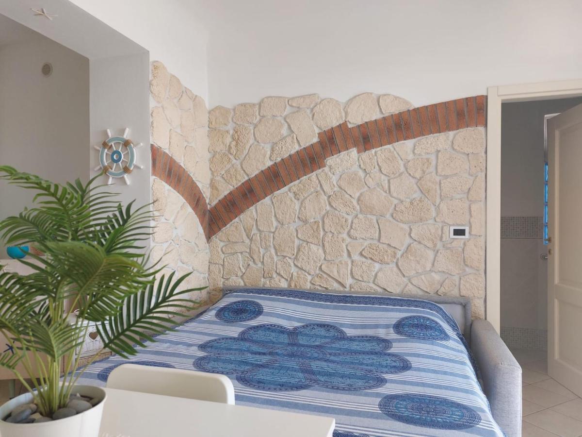 Ferienwohnung Una Finestra Sul Mare Monolocale Bergeggi Exterior foto